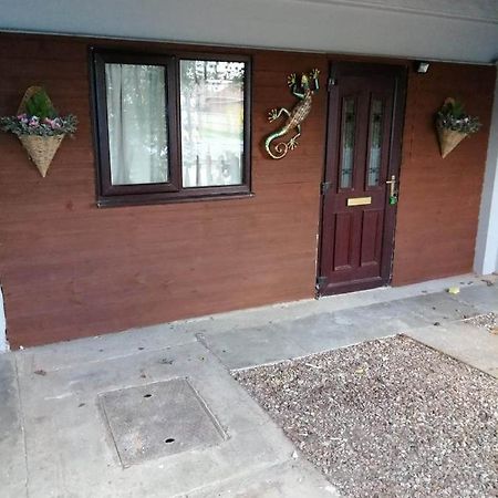 The Old Cart Shed Bed & Breakfast Lenwade Exterior foto